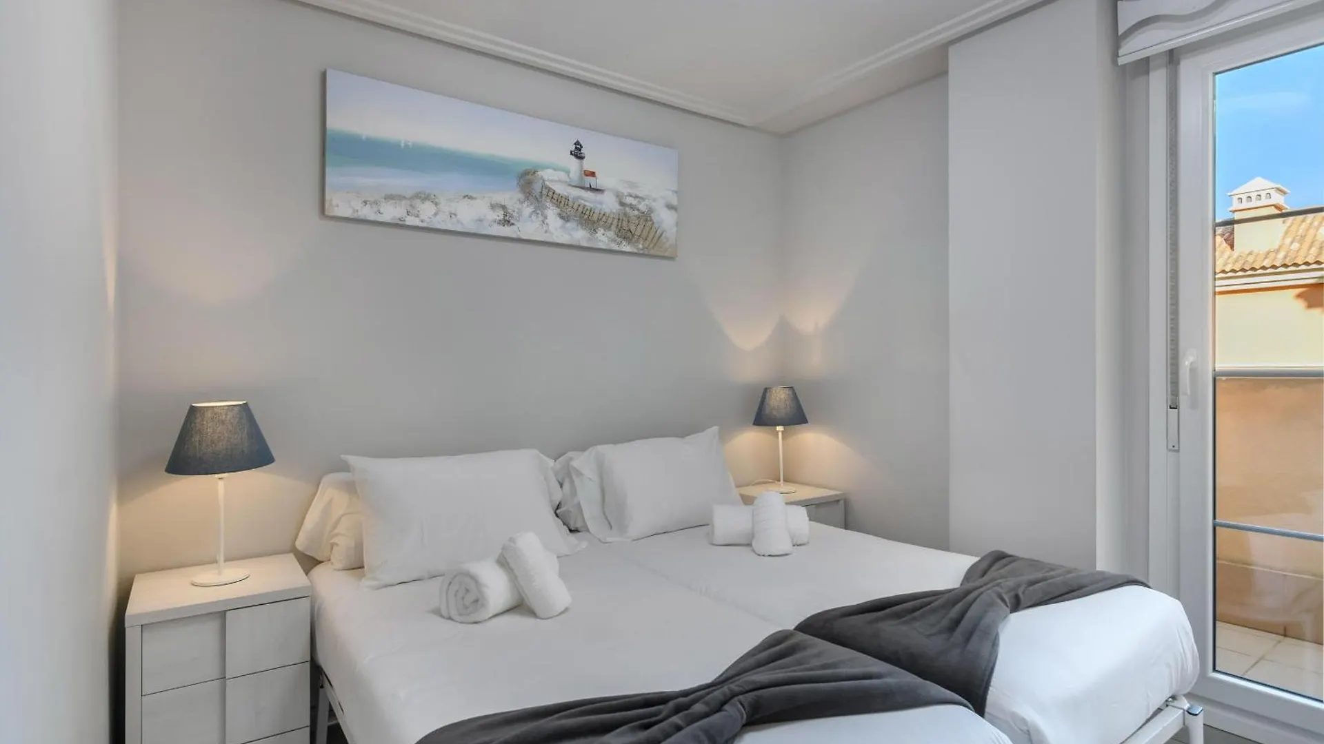Las Arenas Atico By H - Playa De Los Haraganes Hlha245P97 Isla Canela 0*,