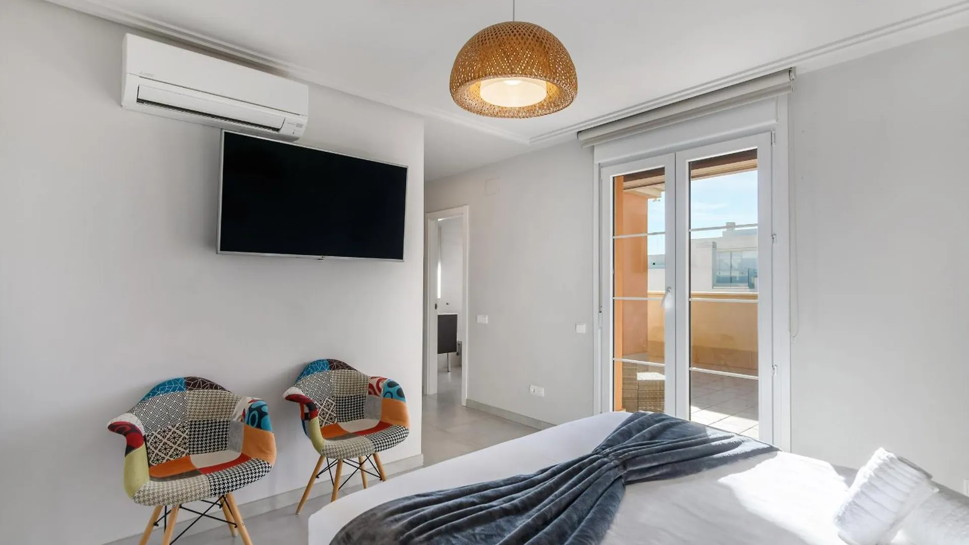 Apartment Las Arenas Atico By H - Playa De Los Haraganes Hlha245P97 Isla Canela